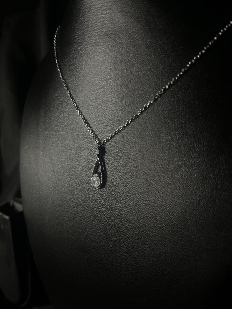 elegant-silver-open-frame-pear-drop-necklace