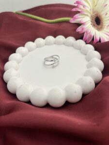 Elegant Silver Criss-Cross Promise Ring