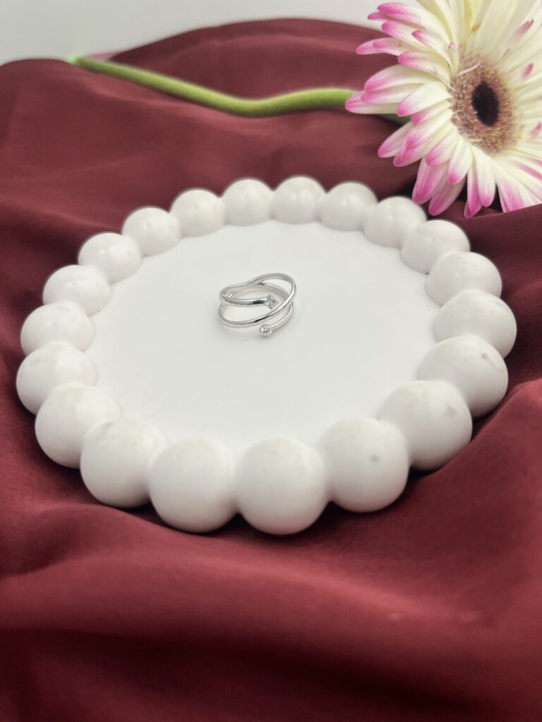 elegant-silver-criss-cross-promise-ring
